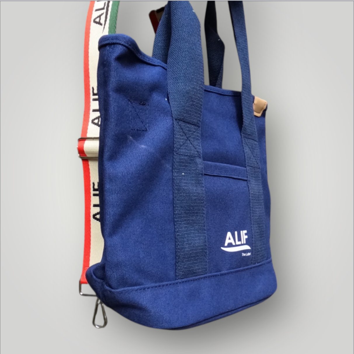 The All-Day Carryall - Navy